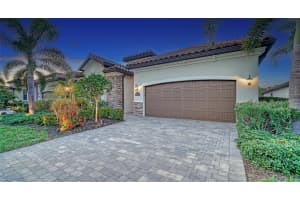 17467 HICKOK BELT LOOP, LAKEWOOD RANCH, FL 34211 - MLS#MFRA4639222