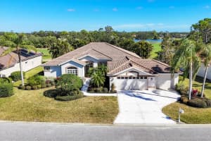 8727 GREY OAKS AVENUE, SARASOTA, FL 34238 Sold 04/30/25