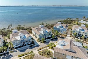 272 SAINT LUCIA DRIVE, BRADENTON, FL 34209 Sold 04/01/25