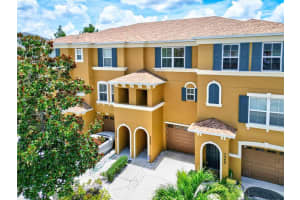 7350 Black Walnut Way, LAKEWOOD RANCH