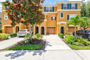 7350 BLACK WALNUT WAY, LAKEWOOD RANCH, FL 34202 - MLS#MFRA4639290