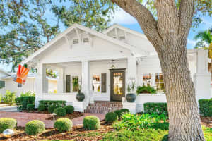 1720 BAHIA VISTA STREET, SARASOTA, FL 34239 Sold 04/24/25