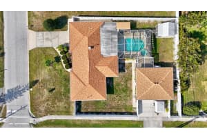 2347 SUNNYSIDE PLACE, SARASOTA, FL 34239 Sold 05/16/25