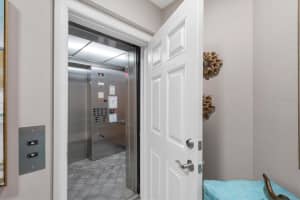 5531 CANNES CIRCLE, SARASOTA, FL 34231 Sold 05/20/25