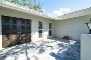 2903 MAYFLOWER STREET, SARASOTA, FL 34231 Sold 05/30/25