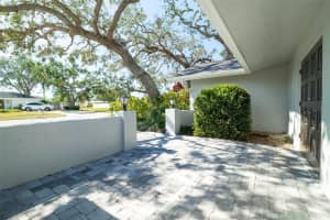 2903 MAYFLOWER STREET, SARASOTA, FL 34231 Sold 05/30/25