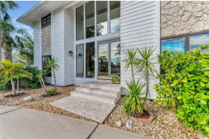 7912 DESOTO MEMORIAL HIGHWAY, BRADENTON, FL 34209 Sold 08/20/25