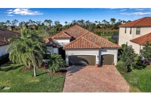 13303 SWIFTWATER WAY, LAKEWOOD RANCH, FL 34211 - MLS#MFRA4639521