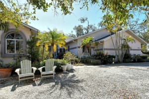746 PLYMOUTH STREET, SARASOTA, FL 34242 - MLS#MFRA4639522