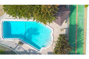 4307 GULF DRIVE, HOLMES BEACH, FL 34217 Sold 06/12/25