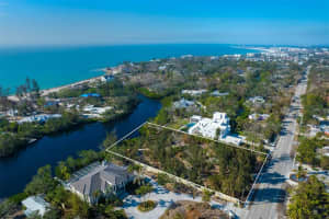 7510 MIDNIGHT PASS ROAD, SARASOTA, FL 34242 Sold 03/17/26