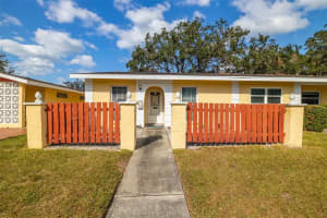1022 DE SOTO DRIVE, DUNEDIN, FL 34698 Sold 06/30/25