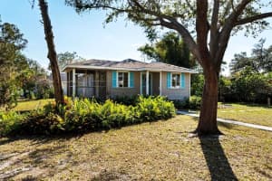 2186 ARLINGTON STREET, SARASOTA, FL 34239 Sold 03/07/25