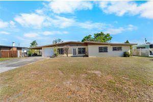 323 48TH STREET, BRADENTON, FL 34209 Sold 03/11/25
