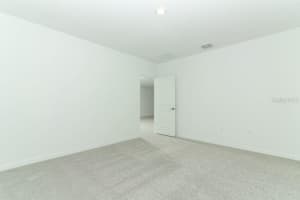 2030 BABBLING BROOK BOULEVARD, AUBURNDALE, FL 33823 Sold 04/15/25