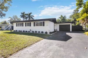 5532 Sw 1st St, PLANTATION