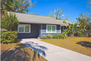2785 SYDELLE STREET, SARASOTA, FL 34237 Sold 04/14/25