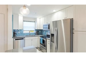 9200 MIDNIGHT PASS ROAD, SARASOTA, FL 34242 Sold 03/25/25