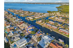 4119 ROYAL PALM DRIVE, BRADENTON, FL 34210 Sold 04/14/25
