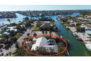 607 BARONET LANE, HOLMES BEACH, FL 34217 Sold 04/04/25
