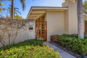 344 MONROE DRIVE, SARASOTA, FL 34236 Sold 02/28/25