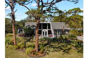 1627 BAYSHORE DRIVE, ENGLEWOOD, FL 34223 Sold 04/09/25