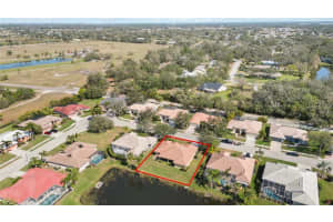 6637 DEERING CIRCLE, SARASOTA, FL 34240 Sold 05/21/25