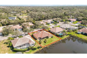 6637 DEERING CIRCLE, SARASOTA, FL 34240 Sold 05/21/25