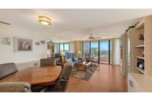 6415 MIDNIGHT PASS ROAD, SARASOTA, FL 34242 Sold 04/25/25