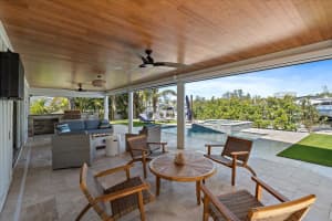 504 BAYVIEW DRIVE, HOLMES BEACH, FL 34217 - MLS#MFRA4639894