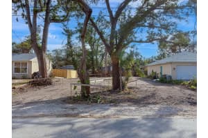 2950 FOREST LANE, SARASOTA, FL 34231 Sold 03/20/26