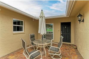 7061 COUNTRY CLUB DRIVE, SARASOTA, FL 34243 Sold 03/17/25