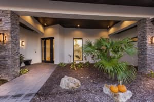 525 SHORE DRIVE, OSPREY, FL 34229 Sold 06/12/25