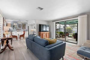 1728 BAYONNE STREET, SARASOTA, FL 34231 Sold 03/31/25