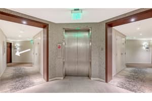 1211 GULF OF MEXICO DRIVE, LONGBOAT KEY, FL 34228 Sold 08/18/25