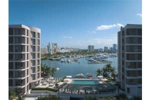 550 GOLDEN GATE POINT #701, SARASOTA, FL 34236 - MLS#MFRA4640087