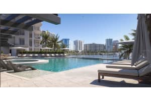550 GOLDEN GATE POINT #701, SARASOTA, FL 34236 - MLS#MFRA4640087