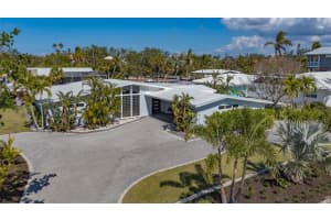 619 BUTTONWOOD DRIVE, LONGBOAT KEY, FL 34228 - MLS#MFRA4640109