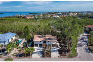 650 PENFIELD STREET, LONGBOAT KEY, FL 34228 Sold 07/21/25