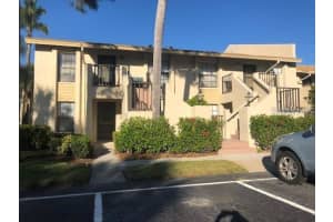 4570 Weybridge #32, SARASOTA