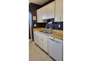2938 CLARK ROAD, SARASOTA, FL 34231 - MLS#MFRA4640166