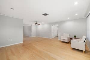 2645 BELVOIR BOULEVARD, SARASOTA, FL 34237 Sold 03/14/25