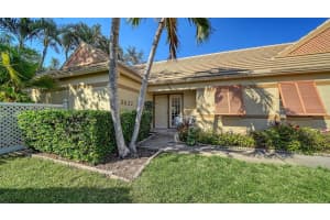 3622 57TH AVENUE DRIVE, BRADENTON, FL 34210 Sold 04/22/25