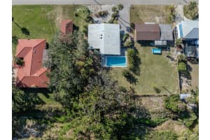 204 GULF DRIVE, VENICE, FL 34285 Sold 04/23/25
