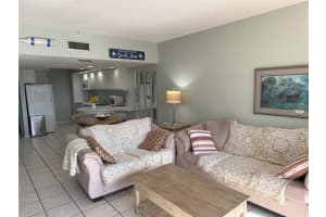 1945 GULF OF MEXICO DRIVE, LONGBOAT KEY, FL 34228 Sold 03/03/25