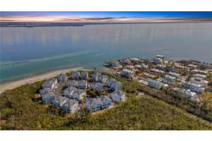 858 EVERGREEN WAY, LONGBOAT KEY, FL 34228 Sold 05/06/25
