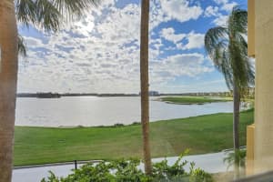 6450 WATERCREST WAY, LAKEWOOD RANCH, FL 34202 Sold 04/16/25