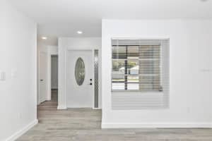 6124 GREEN VIEW DRIVE, SARASOTA, FL 34231 - MLS#MFRA4640421