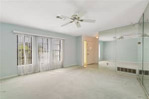 2707 FOREST KNOLL DRIVE, SARASOTA, FL 34232 Sold 04/03/25