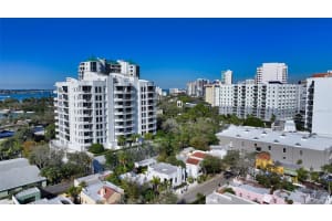 422 BURNS COURT, SARASOTA, FL 34236 Sold 06/30/25